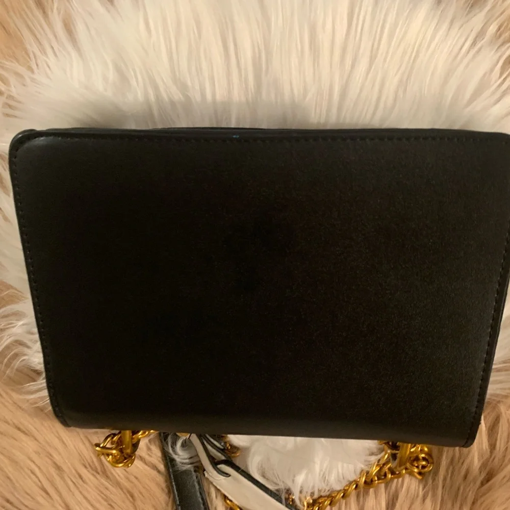 BLACK, RED AND GREEN BAG. - Picture 6 of 8